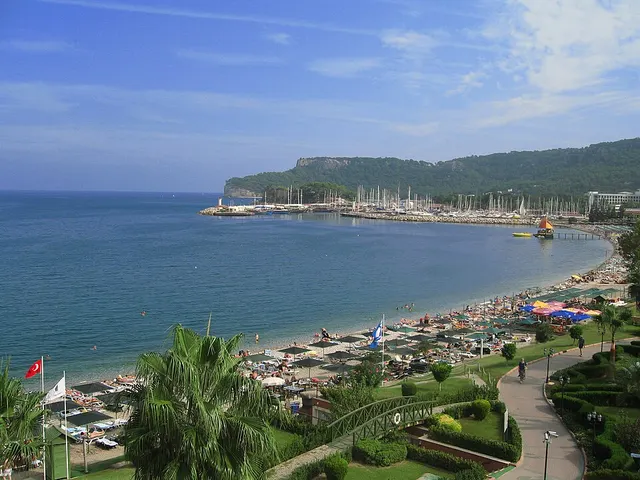 Kemer transfer - Antalya Havalimanı'ndan Kemer bölgesine VIP transfer